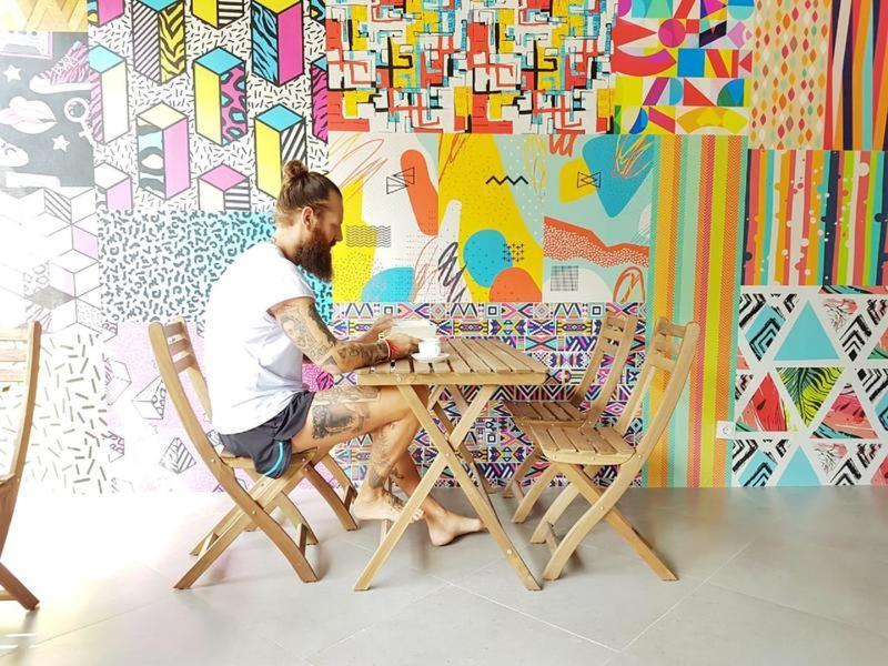 The Social House - Coliving & Hostel - Previously Known As Nomad Hostel Jakarta Luaran gambar